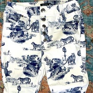 NAVY BLUE DESERT SCENE TOILE HIGH WAIST SKINNY JEANS WITH RAW HEM 💙